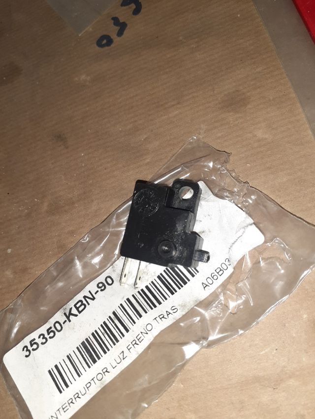 Kymco Grand Dink 125cc Interruptor Luz Freno Tras