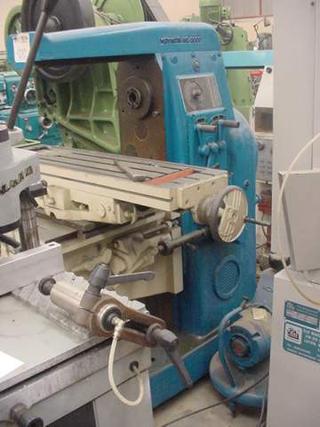FRESADORA WAIKOR BC-2000.
