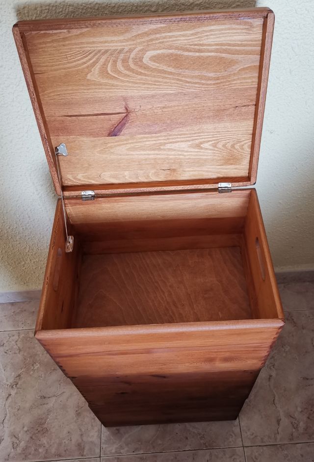 Cajones apilables de madera artesanal