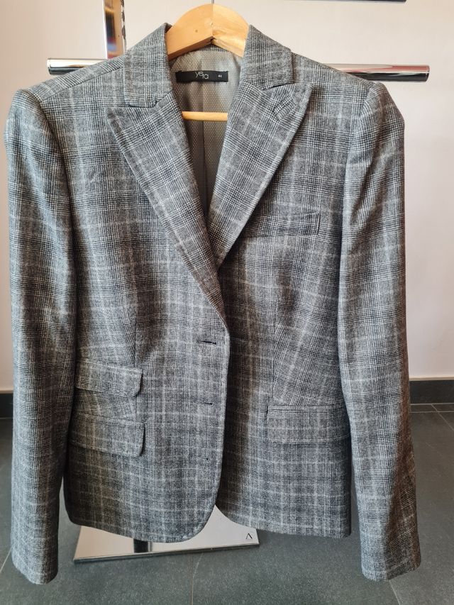 Americana cuadros tonos grises