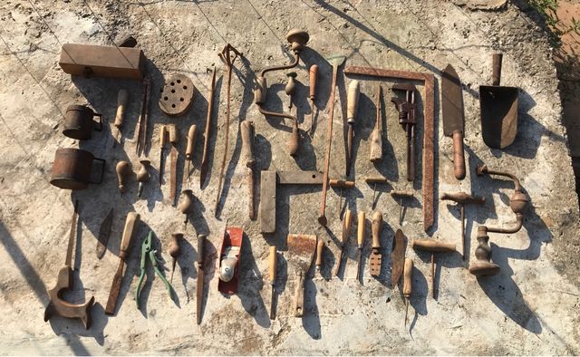 Coleccion de 47 herramientas antiguas