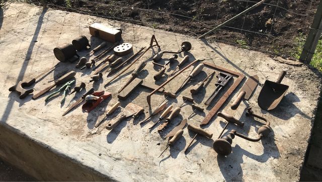 Coleccion de 47 herramientas antiguas