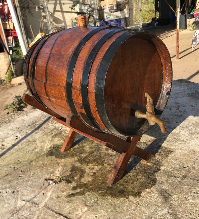 Antiguo tonel