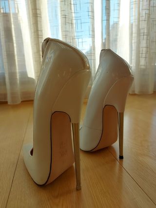 Zapatos tacon 17 cm de segunda mano por 45 EUR en San Sebastián de Los  Reyes en WALLAPOP
