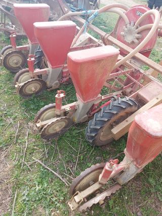 Sembradora de maiz de segunda mano por 800 € en Tudela en WALLAPOP