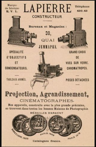 Antigua linterna mágica 1890 con cristales Louvre