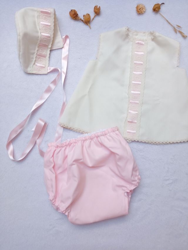 Conjunt jesusito, capota y braguita, hecho a mano