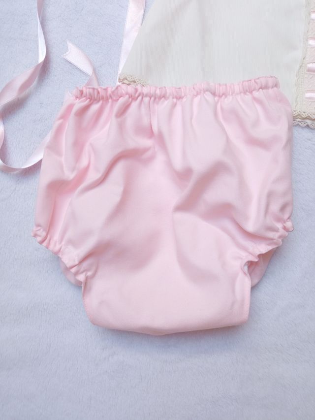 Conjunt jesusito, capota y braguita, hecho a mano