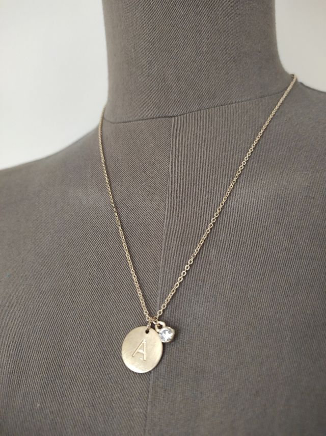 Colgante letra A con diamante