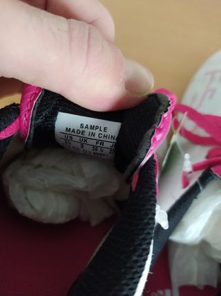 Adidas F50 blancas y rosas de segunda mano por 13 EUR en Zaragoza en  WALLAPOP