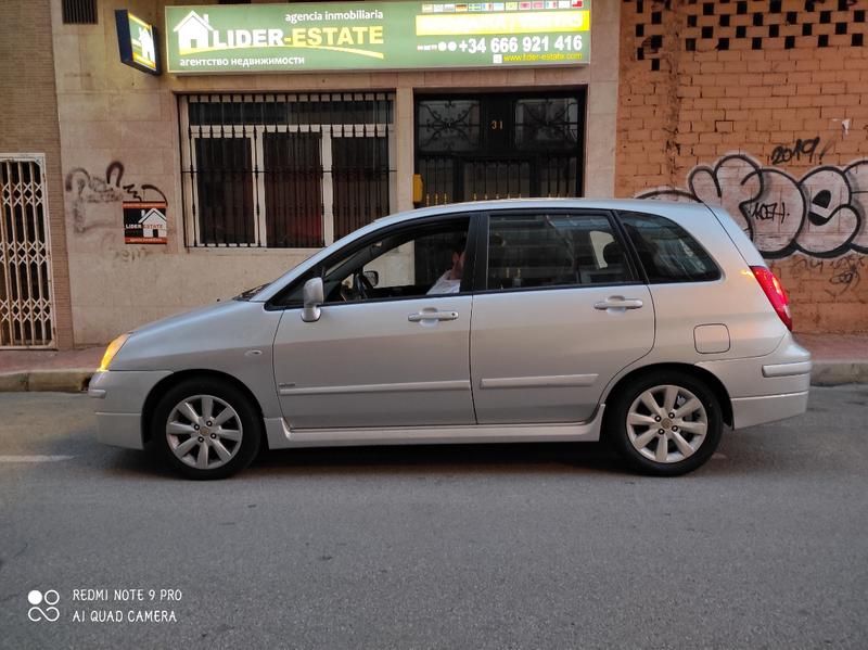 Suzuki Liana 2005 - foto 1