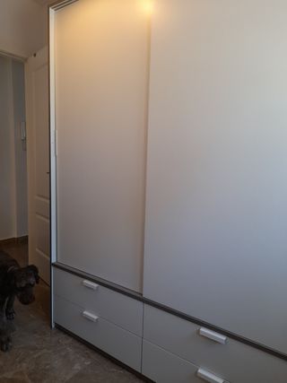 Armario con cajones de segunda mano en WALLAPOP