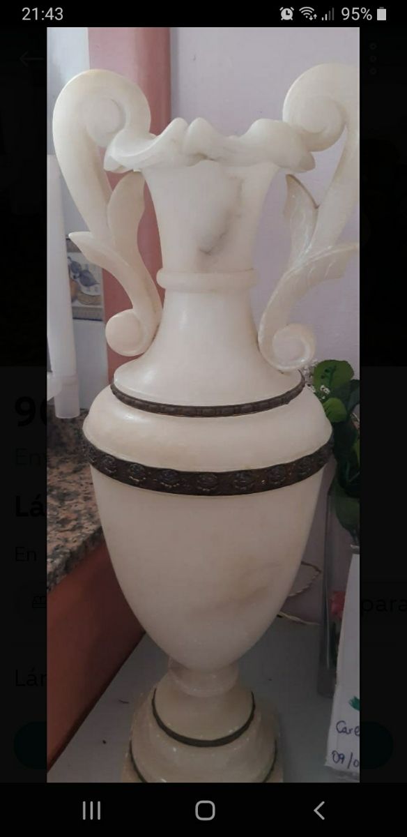 LAMPARA DE MARMOLINA