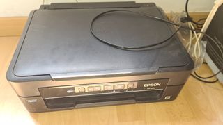 Impresora escaner Epson xp-225 con WiFi de segunda mano por 35 EUR en  Terrassa en WALLAPOP