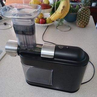 Licuadora Philips prensado en frio de segunda mano por 110 EUR en Maó en  WALLAPOP