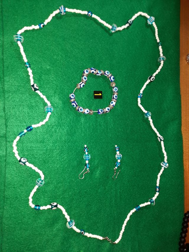 COLLAR + PULSERA + PENDIENTES