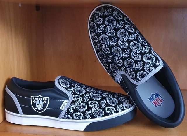ZAPATILLAS RAIDERS ORIGINALES TALLA 42