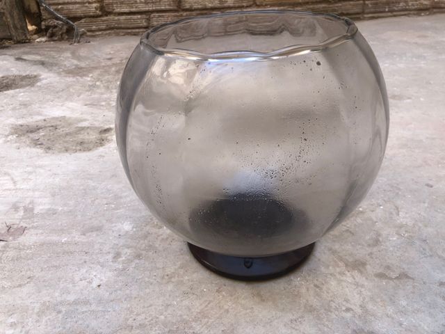 Jarrón de cristal redondo