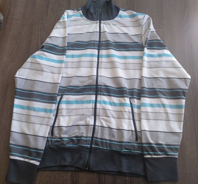 Chaqueta Pull&Bear talla XL-42