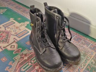 dr martens t 35