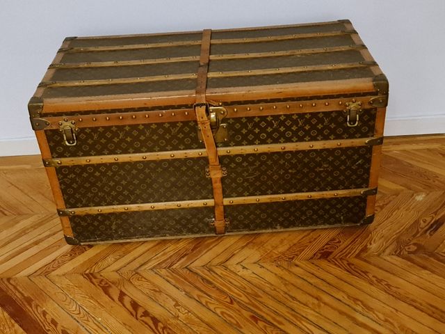 baúl antiguo Louis Vuitton