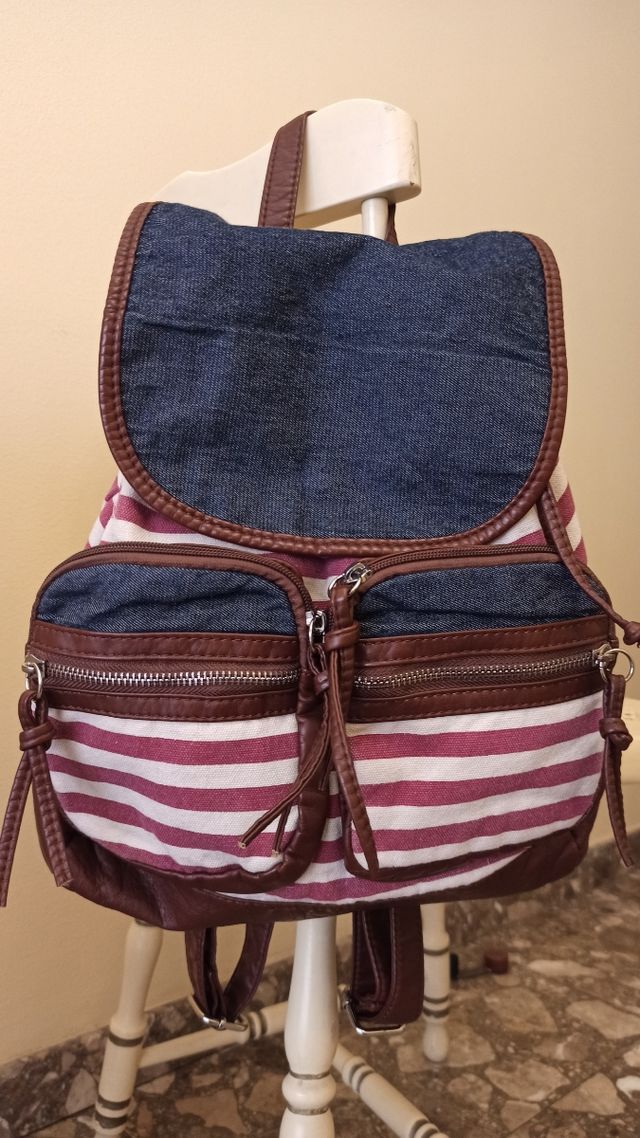 Mochila de rayas