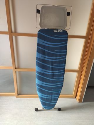 Tabla planchar Taurus argenta plus de segunda mano por 15 EUR en Barcelona  en WALLAPOP