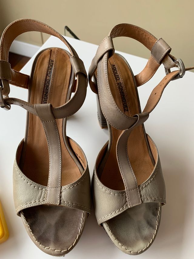 Sandalias de piel Adolfo Dominguez N 38