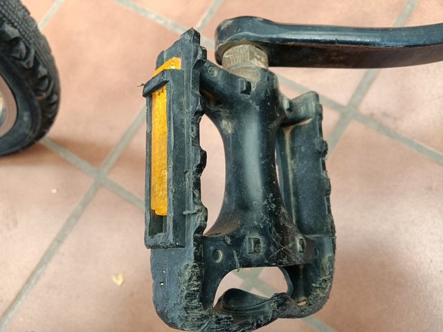 Ruedas bici 16 pulgadas y pedales