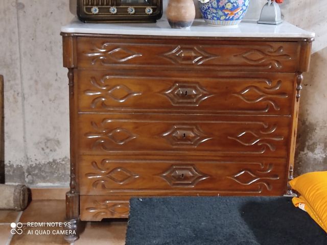Comoda / Cajonera antigua