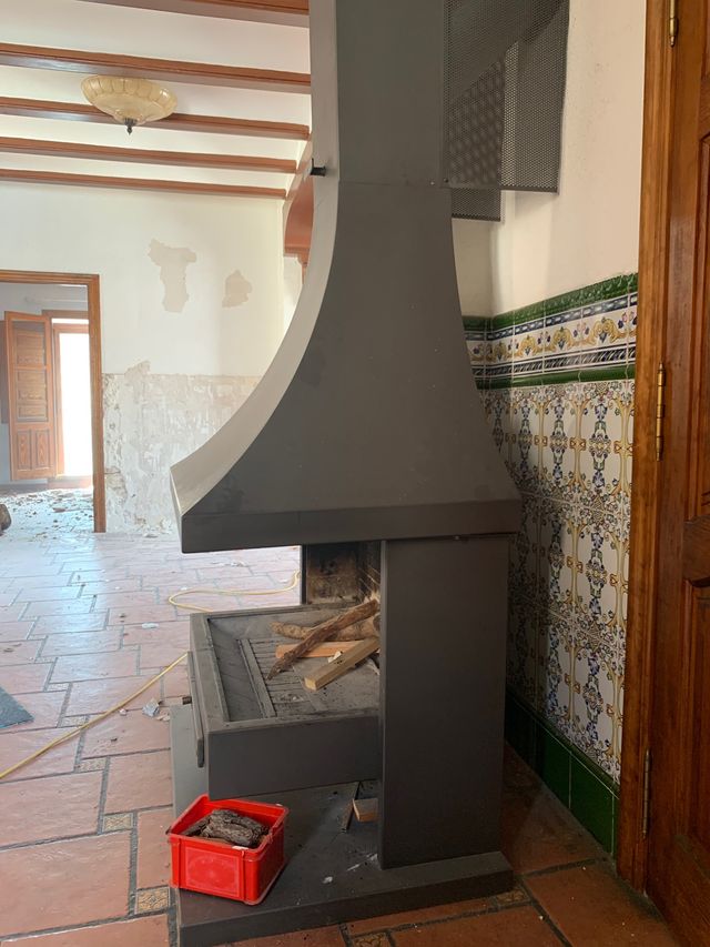 Chimenea de segunda mano por 600 € en Benimamet en WALLAPOP