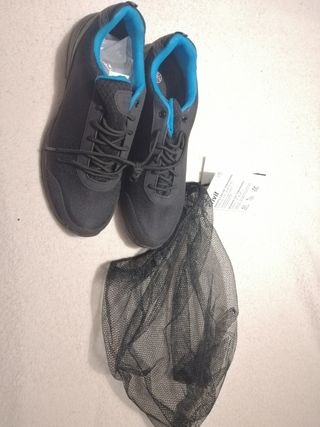 Zapatillas nuevas trekking hombre Lidl de segunda mano por 15 EUR en Málaga  en WALLAPOP