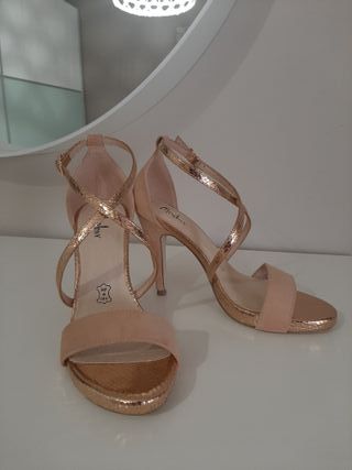 Zapatos fiesta Menbur nuevos de segunda mano por 40 EUR en Leganés en  WALLAPOP