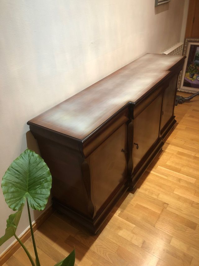 Aparador madera de segunda mano por 150 € en Madrid en WALLAPOP