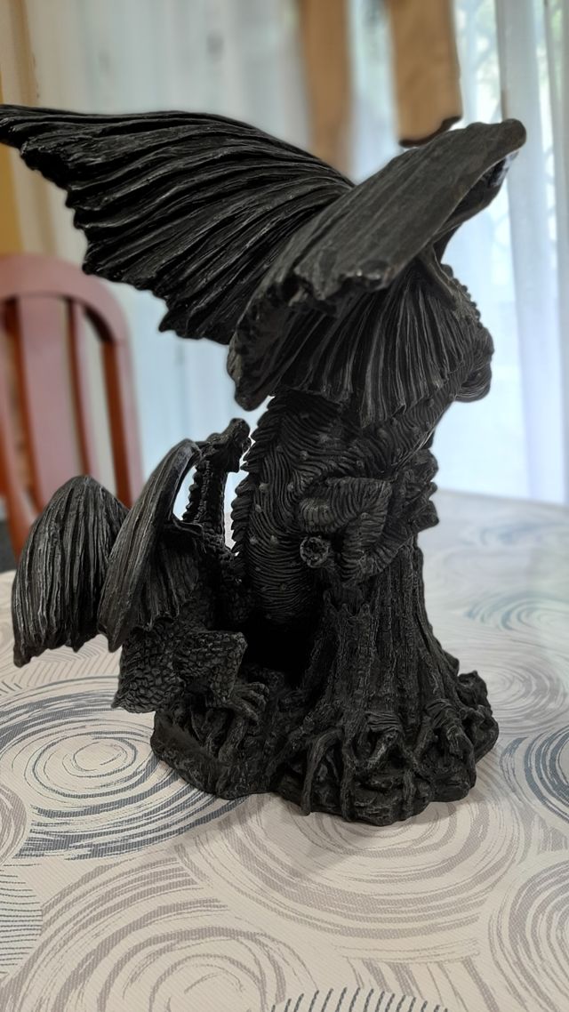 Figura Dragón 29cm x 19cm