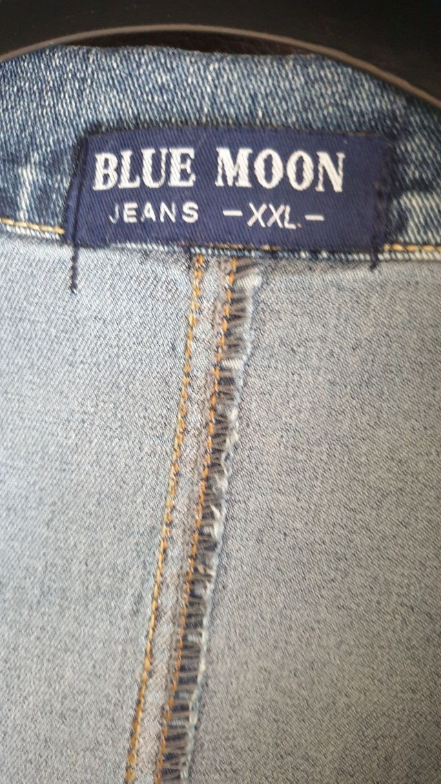 Chaqueta Vaquera, Blue Moon