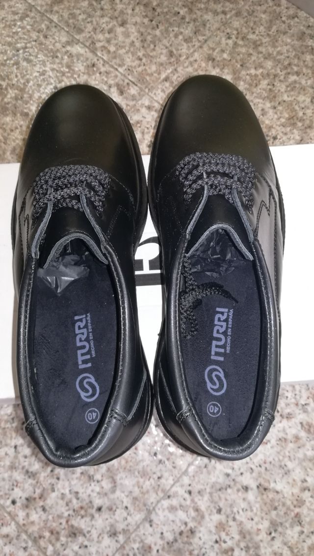 ZAPATOS NUEVOS N°40