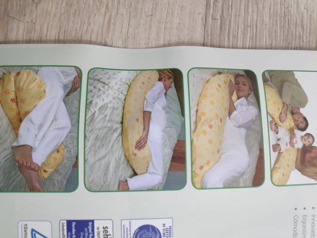 Se vende cojin de lactancia.