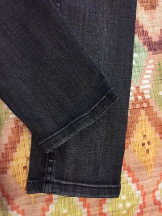Pantalón vaquero Zara DNWR de segunda mano por 14 EUR en Plasencia en  WALLAPOP