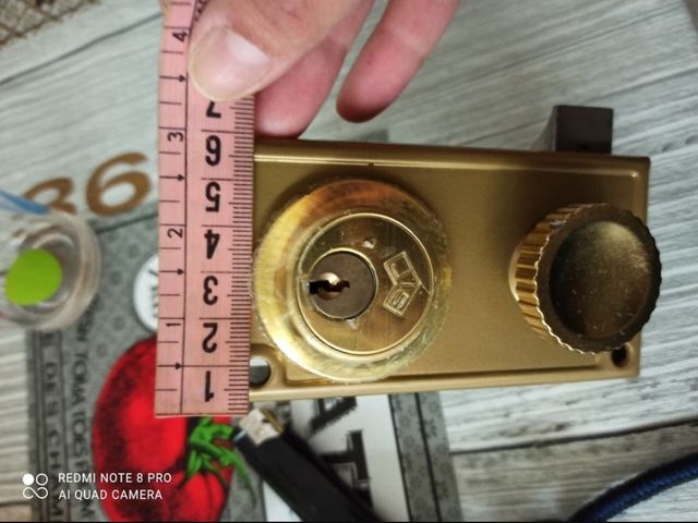 Lucchetto sinistro Jis 6 cm (60 mm)