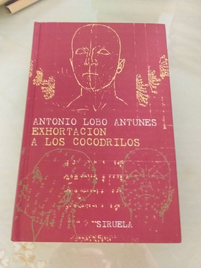 EXHORTACIÓN A LOS COCODRILOS.A.Lobo Antunes