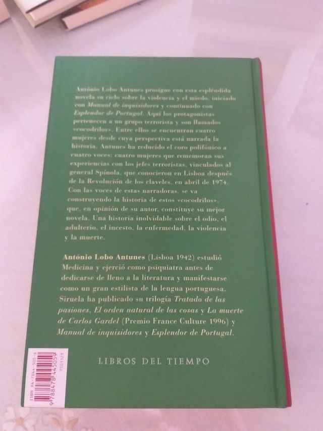 EXHORTACIÓN A LOS COCODRILOS.A.Lobo Antunes