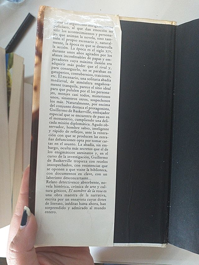 El nombre de la Rosa. Umberto Eco.