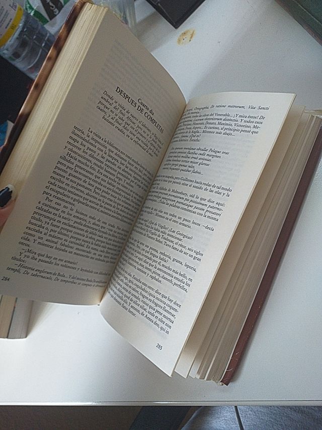 El nombre de la Rosa. Umberto Eco.