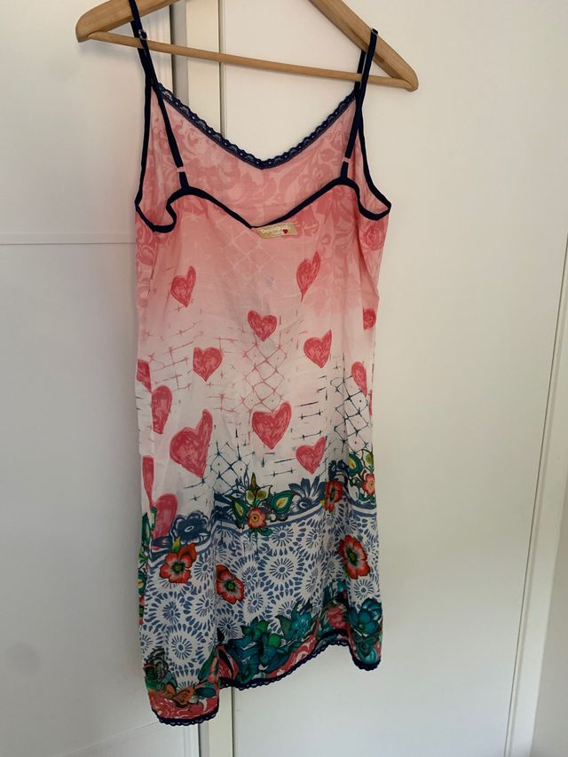 Vestido Desigual con etiqueta