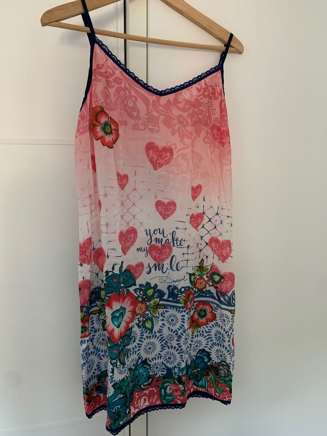 Vestido Desigual con etiqueta