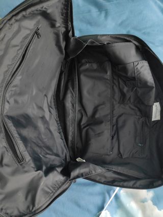 Bolsa viaje MNG. Mango de segunda mano por 7 EUR en Bilbao en WALLAPOP