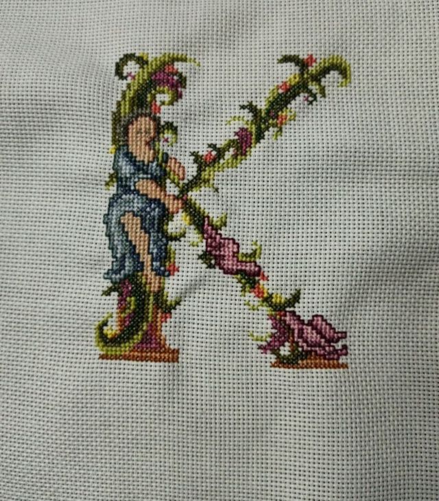 letras hechas  a mano, B H I N G K Q Z Y