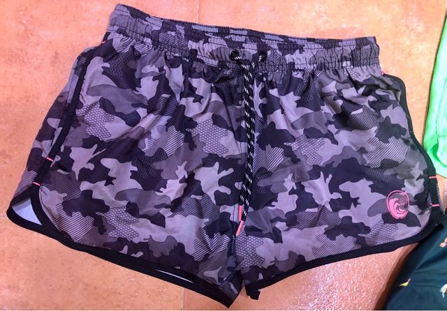 3 bañadores niño Zara