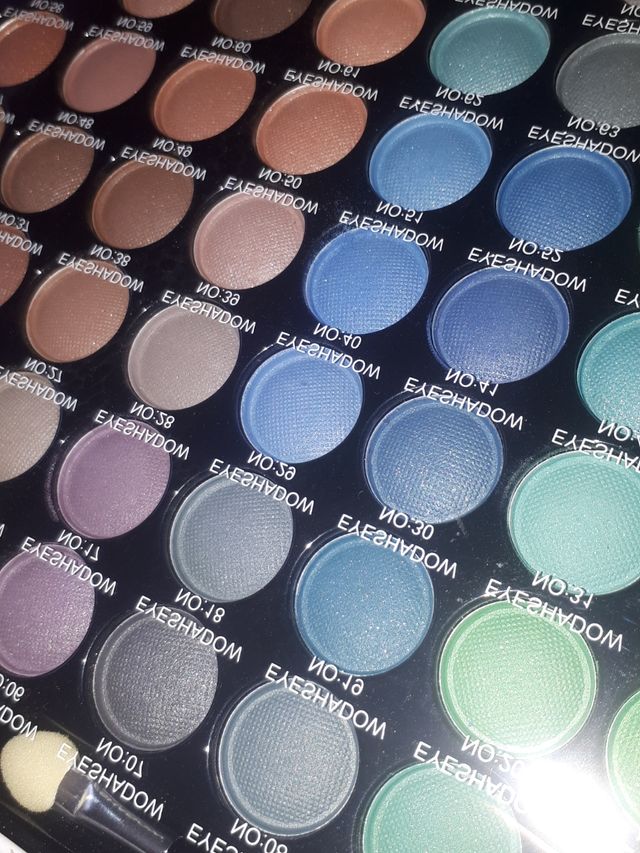 Paleta W7 completamente nueva